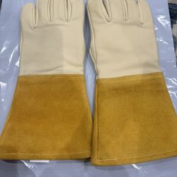 New Fire Safety Gloves Large 