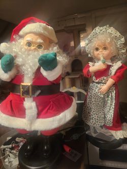 Prices Firm .. Animated Santa Claus And Mrs Claus Battery Operated