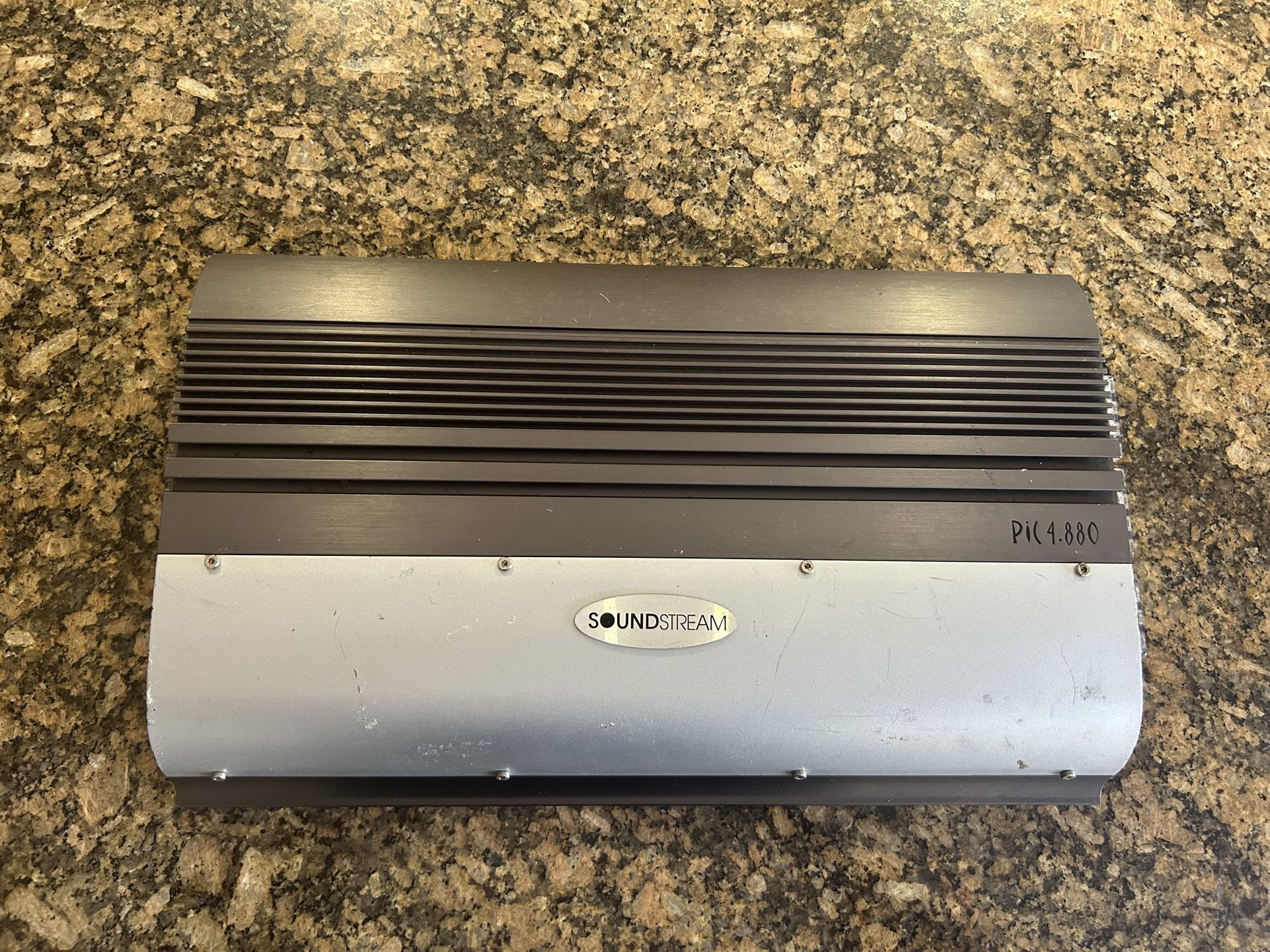 Old School 4 Channel Soundstream Picasso Pic 4.880 Amplifier