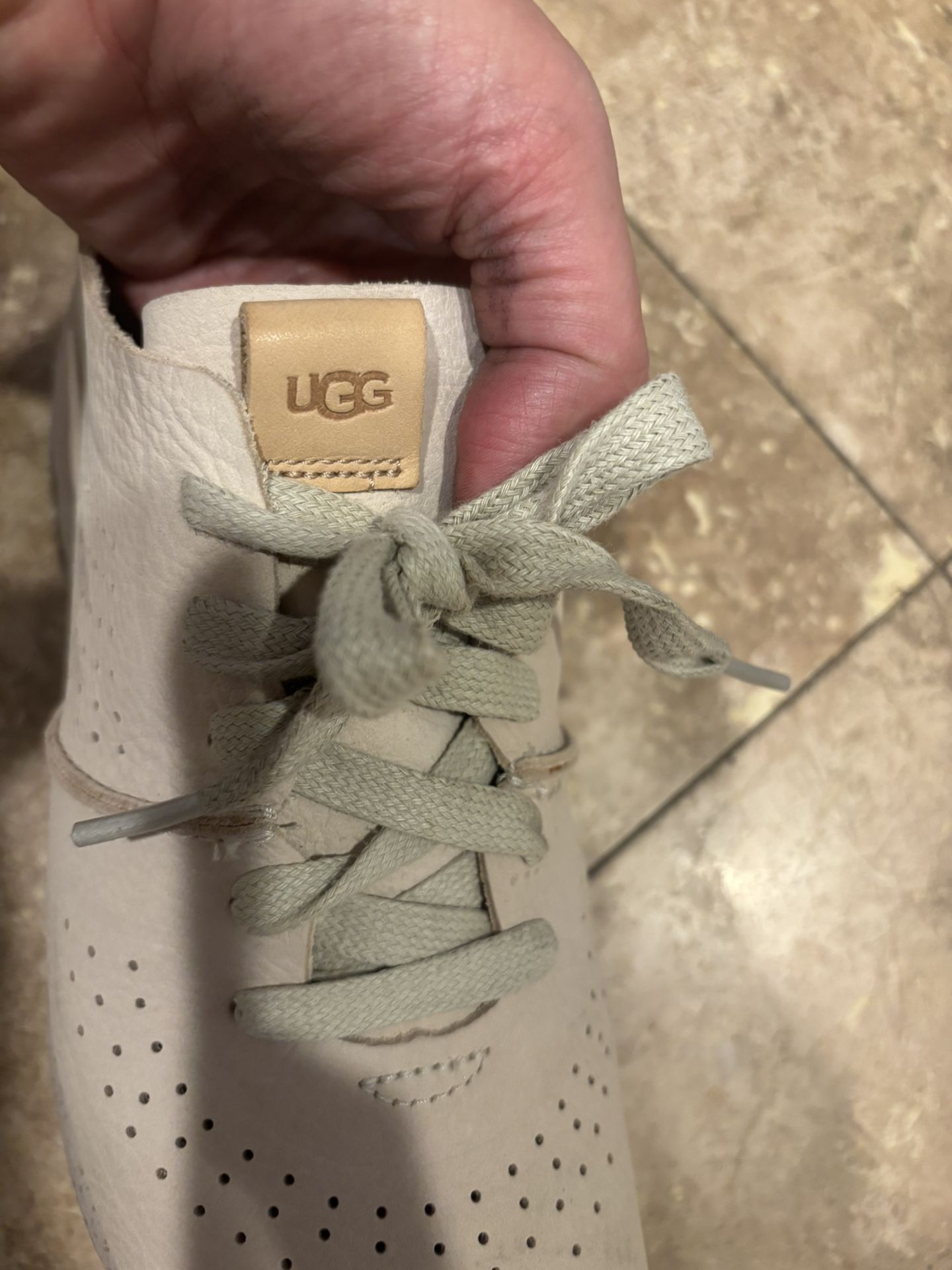 UGG Sneakers 