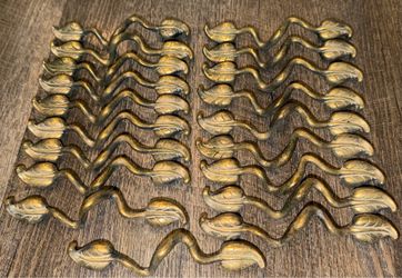 Vintage Keeler Brass Leaf Vine Drawer Cabinet Handles Pulls Patina Set of 19
