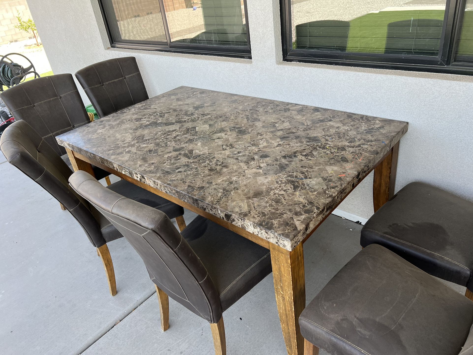 Dining Table w/ Chairs