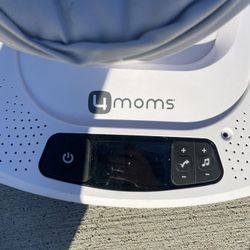 4moms mamaRoo 5 Multi-Motion Baby Swing, Bluetooth App Enabled
