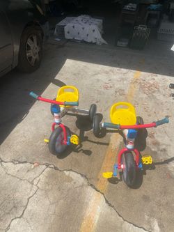 Fisher-Price Kids Tricycles 20$ each or 30$ for both O.B.O.