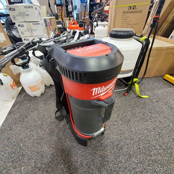 Milwaukee Backpack Vacuum Carpet Attachment IUCN Water