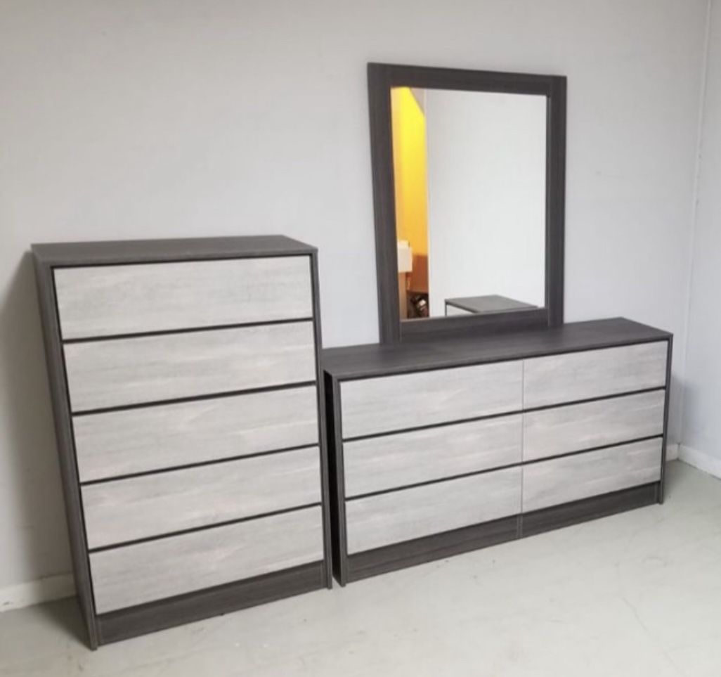 Dresser Whit Mirror And Chest Cómoda Con Espejo Y Gavetero