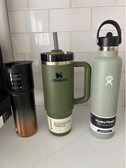 New - Stanley cup, hydroflask, and Starbucks tumbler