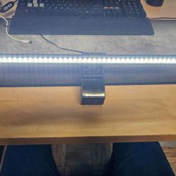 Quntis e-reading monitor lamp 15 inch obo