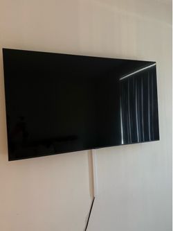 48x27” Samsung TV