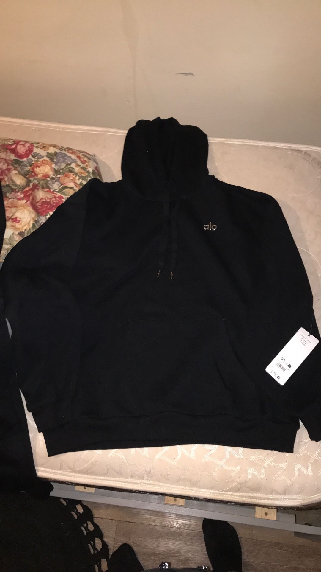 Alo Sweat Suit Size Large