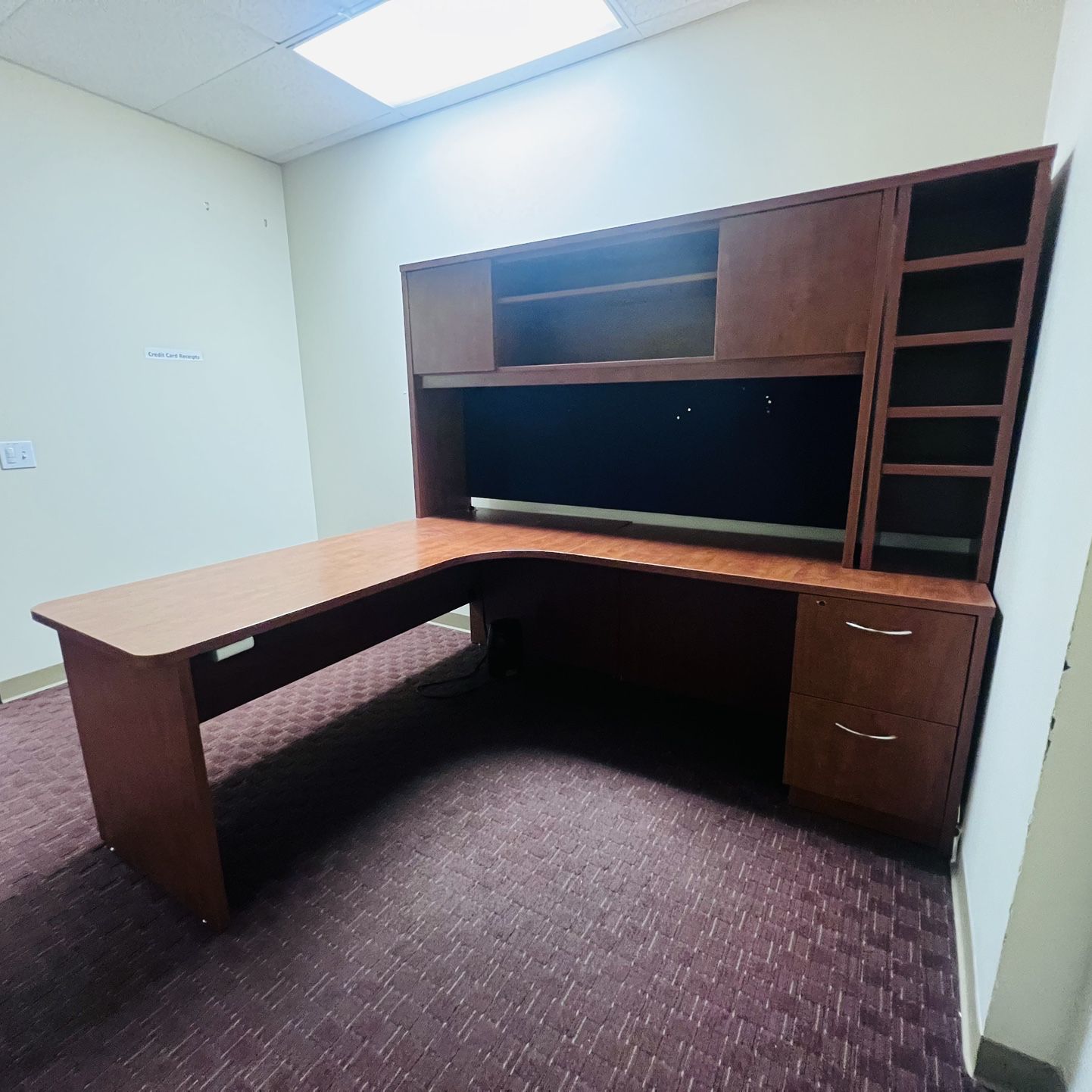 4PC Executive Desk! $699/EACH 