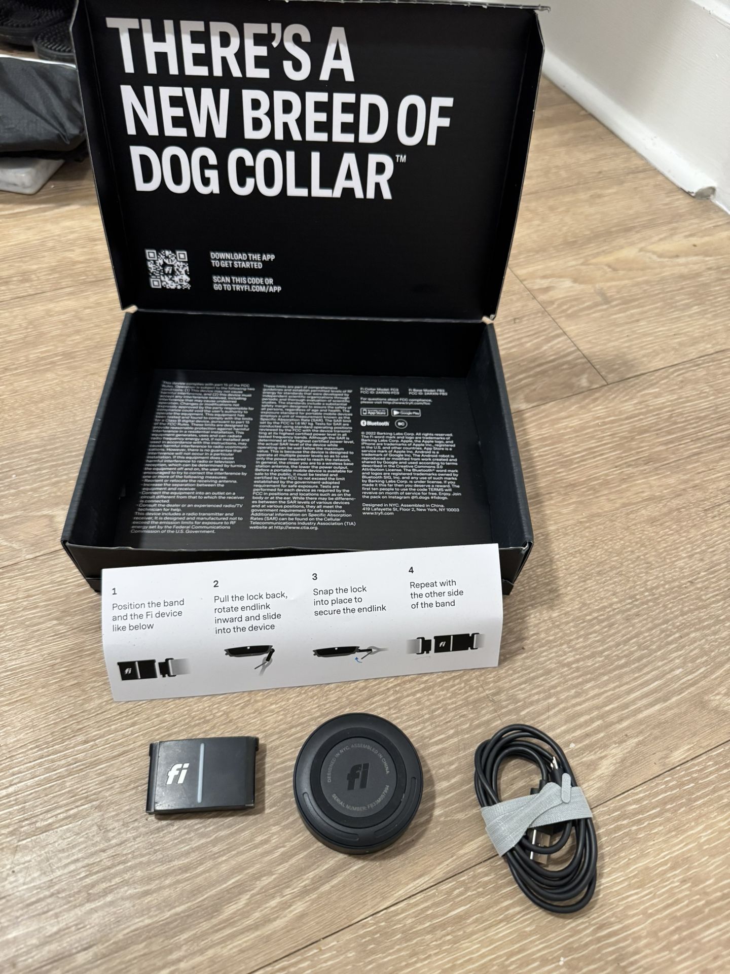 Fi Series 3 Dog Collar Device + Size M Collar - LIKE NEW/Barely Used