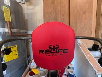 Relief tower pull up bar