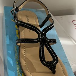 Women Size 61/2 Sandals 