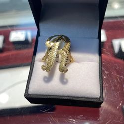 10k Gold R Ring 