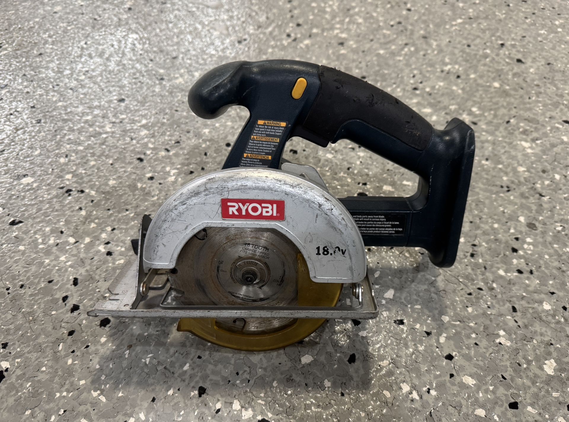 Ryobi Cordless 18v Circular Saw P501.