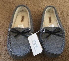 Boys size 11 slippers