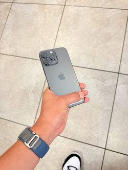 iPhone 15 Pro Max