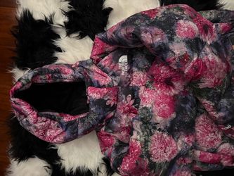Girls North face Cost (Large) Size 12