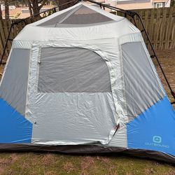 Outbound tent 6 person 9’x10’ used twice