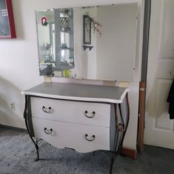 Unique Dresser 