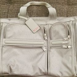 Heathrow tumi hot sale