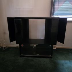 Entertainment center