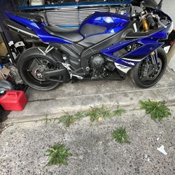 2008 Yamaha R1