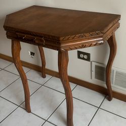 3 Tables For Sale For Living Rom Or Bedroom Decoration  $40  Each.