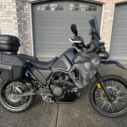 2022 Kawasaki KLR 650 ABS – 883 Miles – Fully Upgraded – Like New