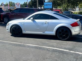 2000 Audi TT Quattro