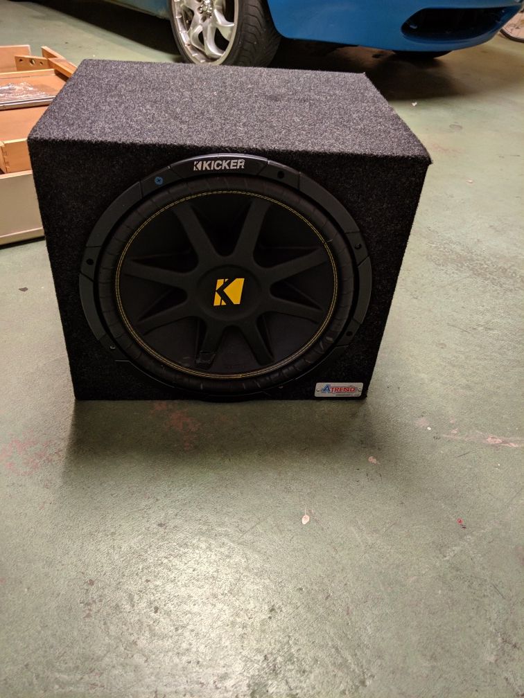 15 in. Kicker Subwoofer and box