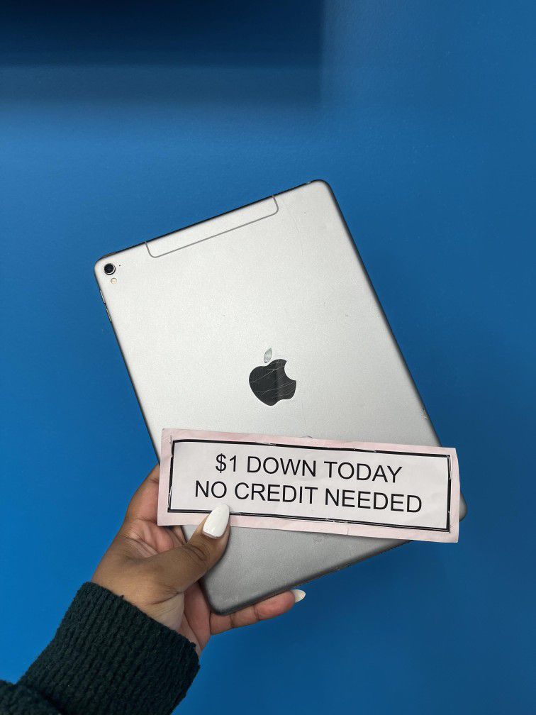 Apple IPad Pro 9.7 Inch -PAYMENTS AVAILABLE-$1 Down Today 
