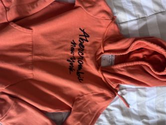 7 Mid Range Designer Tops Size S-M 