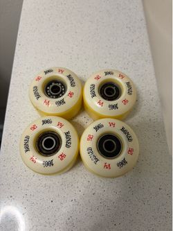 BONES V4 52mm White Skateboard Wheels Set of 4 100