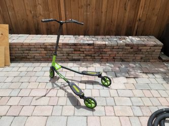 Fliker SP5, Swing Scooter, Green Kids 9 +