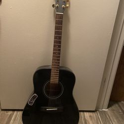 Yamaha Guitar 