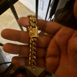 Gold Plated Chain And Braclete