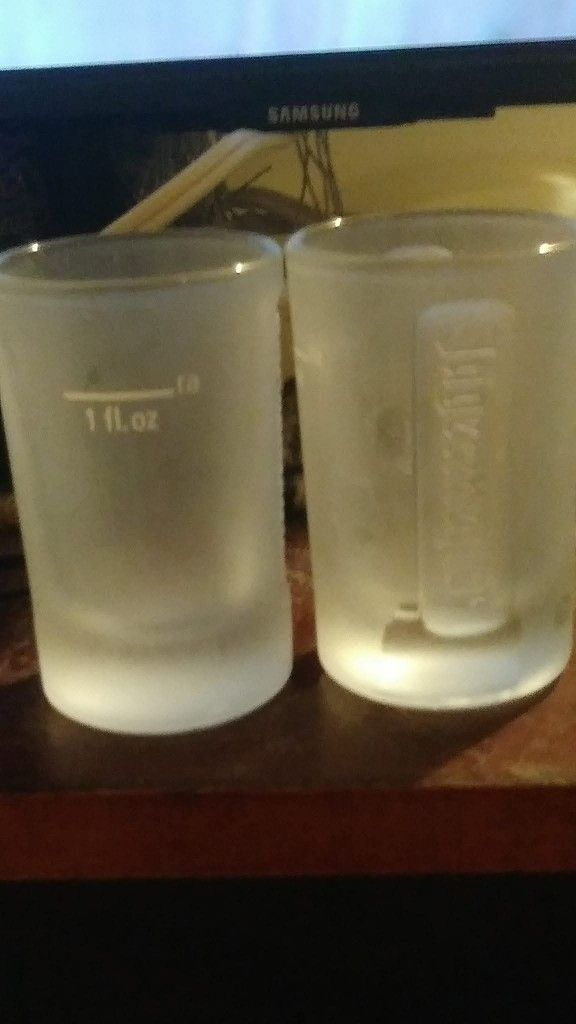 I Ft Oz Glass Frost White