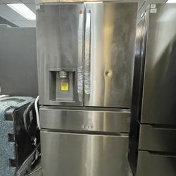 Lg 4 Door French Door Refrigerator In Stainless Steel