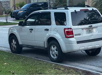 Ford escape one owner 100k