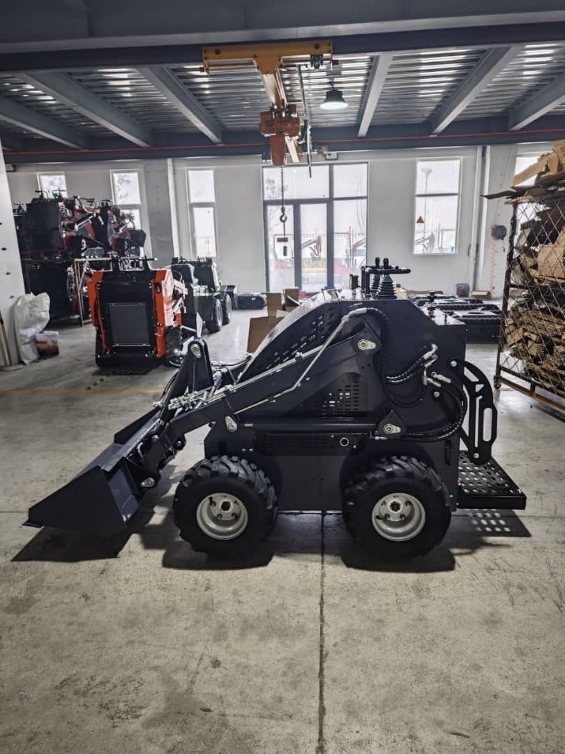 New Skid Steer Compact 