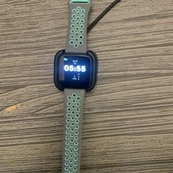 Fitbit Versa