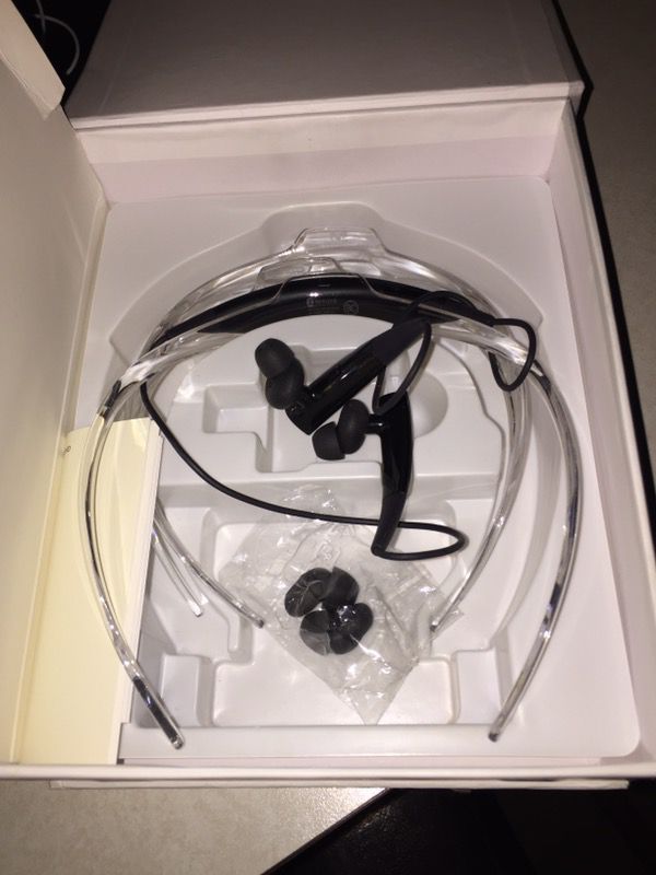 Samsung Gear Circle wireless headphones brand new $25