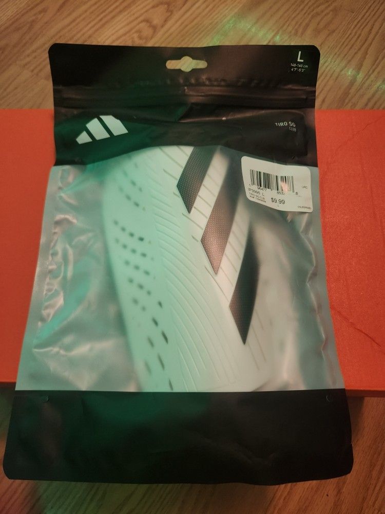Adidas Shin Guard