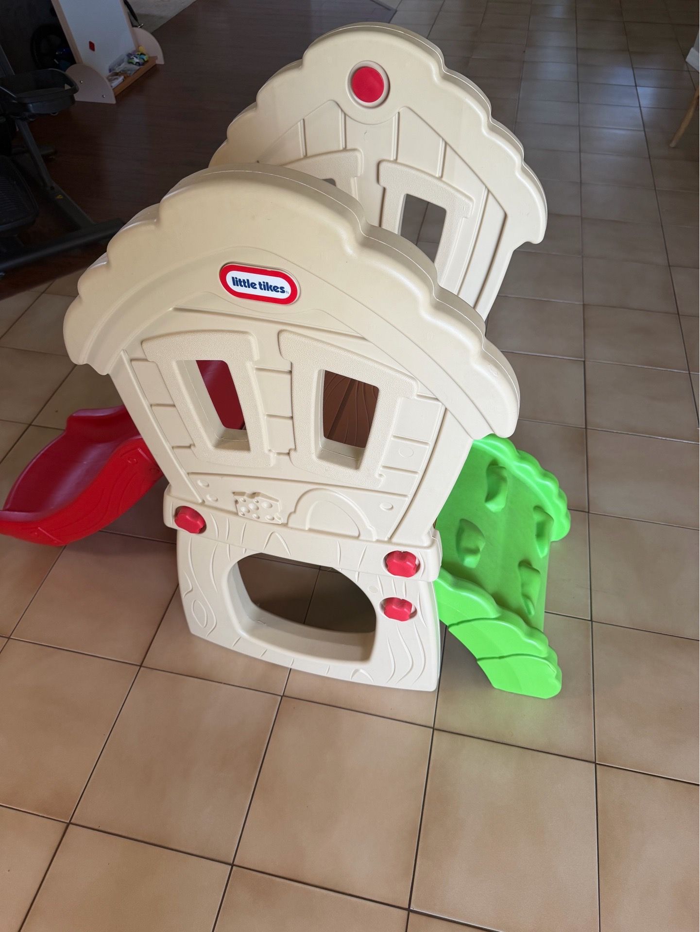 Little Tikes Hide and Seek Climber Red/Cream/Green, 1 - 4 years