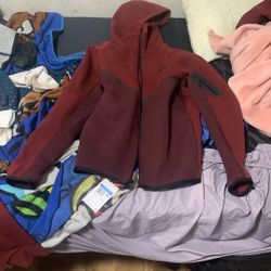 Brand New Nike Tech Fleece Size M