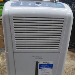 Soleusair dehumidifier powered by SG-DEH-45-1 45 PINTS Capacity 880616-3