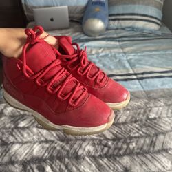 Jordan 11 Gym Red