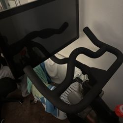 Peloton Workout Bike